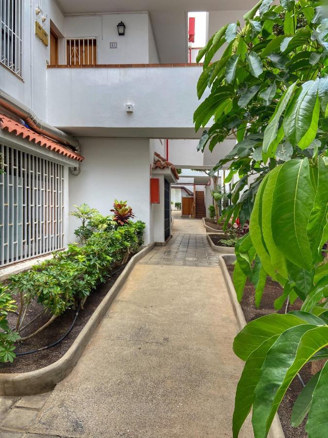 1 Bed Los Cristianos Near The Bus Station Арона Екстер'єр фото